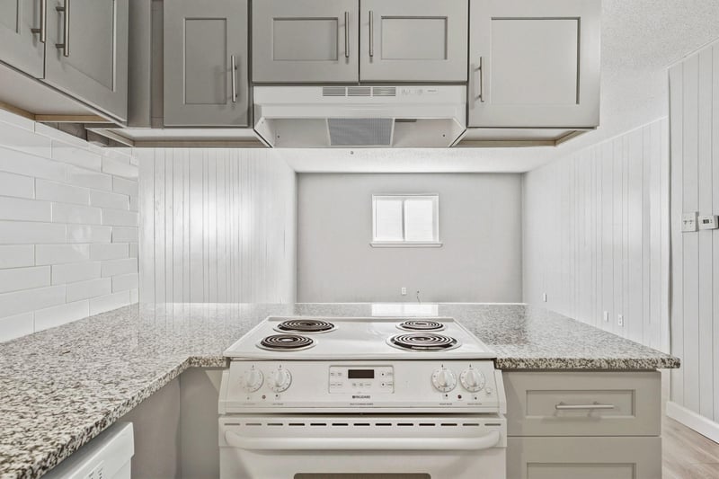 Virtual tour of 2122 Hancock Dr Unit #105