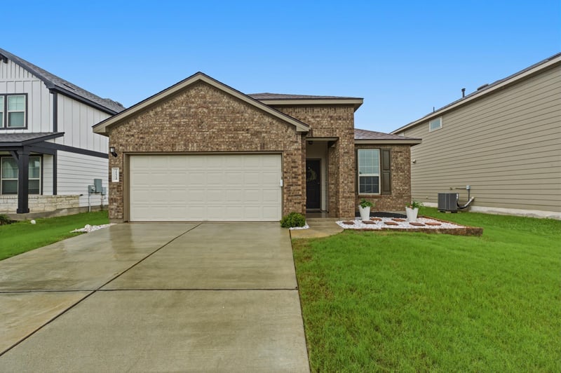 Virtual tour of 2124 Cliffbrake WAY