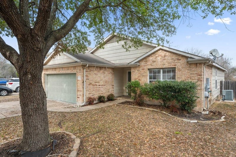 Virtual tour of 2128 Coats CIR