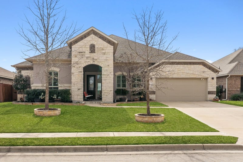 Virtual tour of 213 Garden Gate Ln
