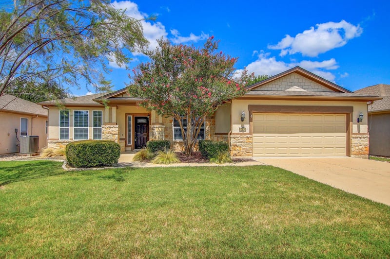 Virtual tour of 213 Mustang Island TRL