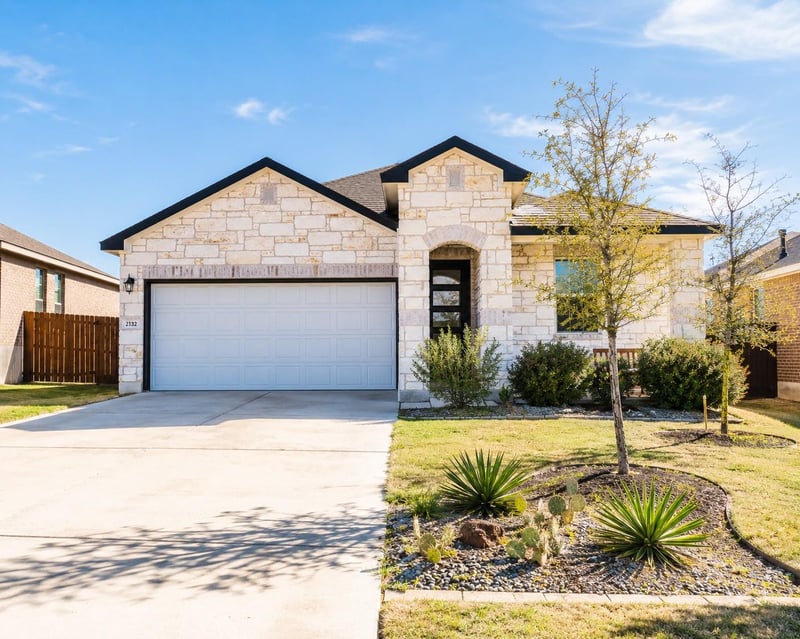 Virtual tour of 2132 Centerline LN