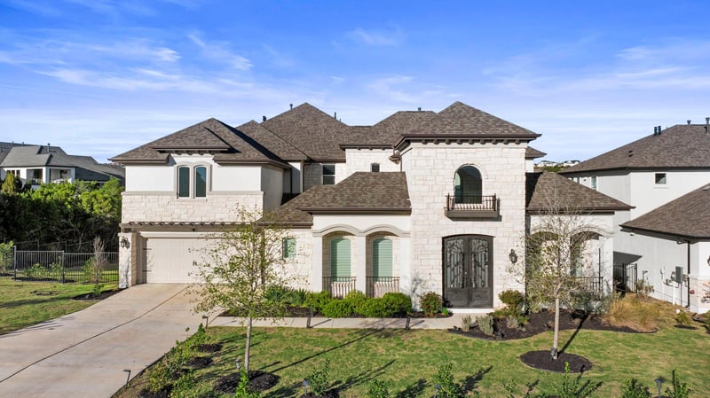 Virtual tour of 2132 Novara TRL