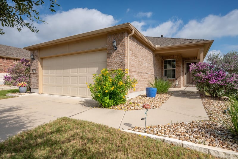 Virtual tour of 214 Hobby ST