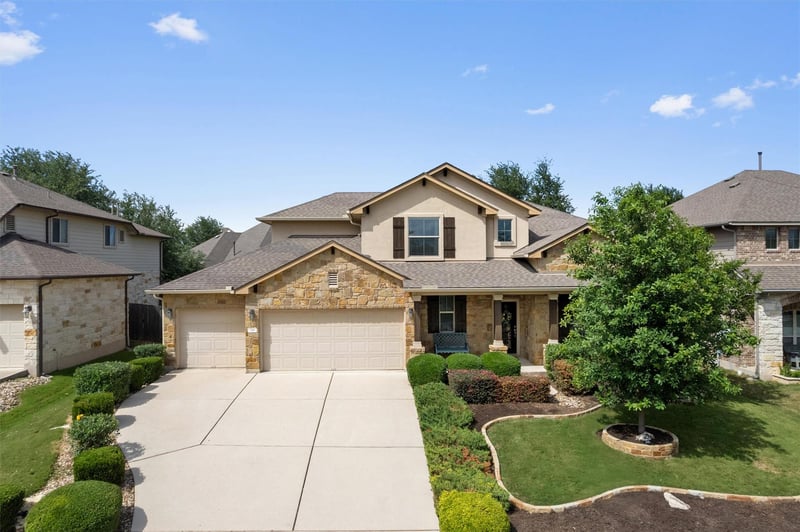 Virtual tour of 216 Arrezo LN