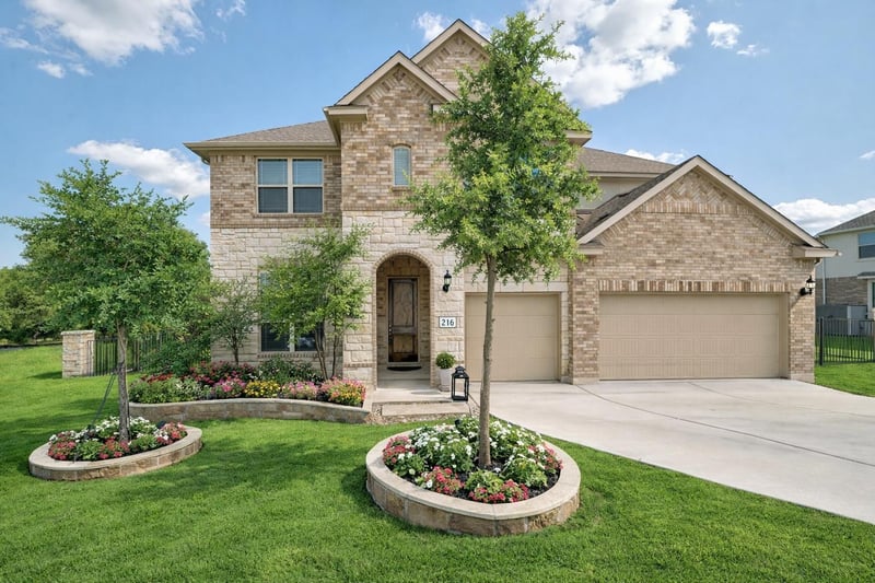 Virtual tour of 216 Tovas Secret CV