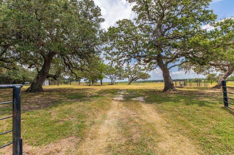 Virtual tour of 2160 (Tract #5) Baca LOOP Unit #5