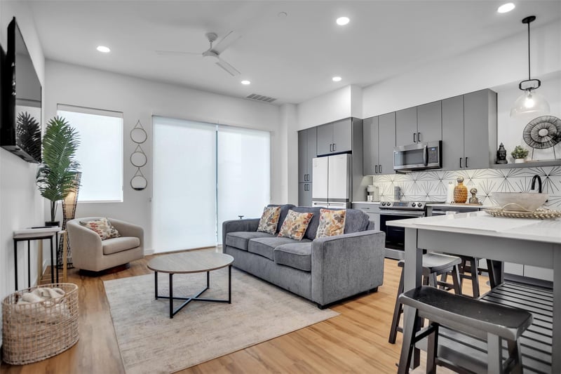 Virtual tour of 2165 Gabriels Place Unit #1105