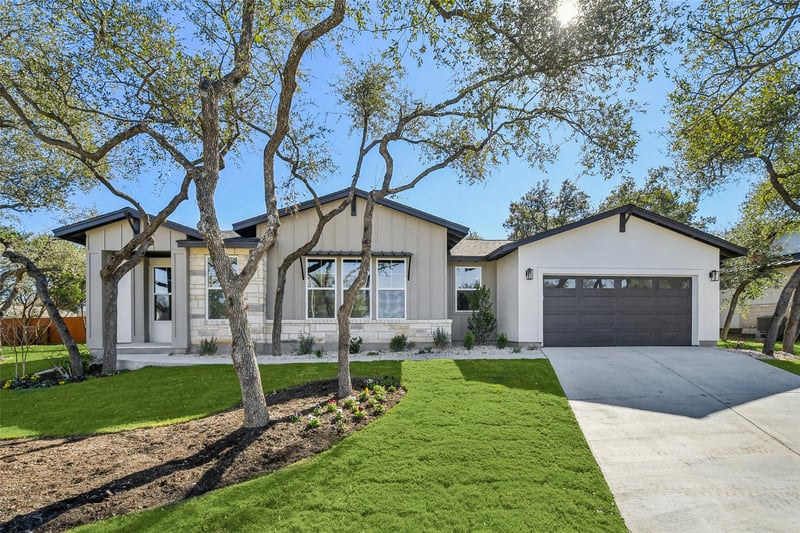 Virtual tour of 2167 Quiet Stables Cir