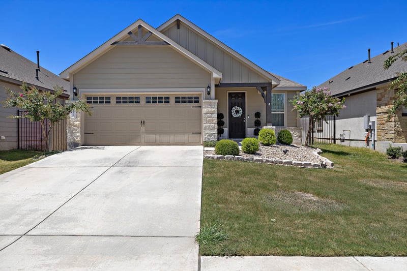 Virtual tour of 218 Bonnet Blvd