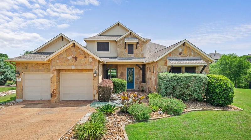 Virtual tour of 219 Great Cannon Ln