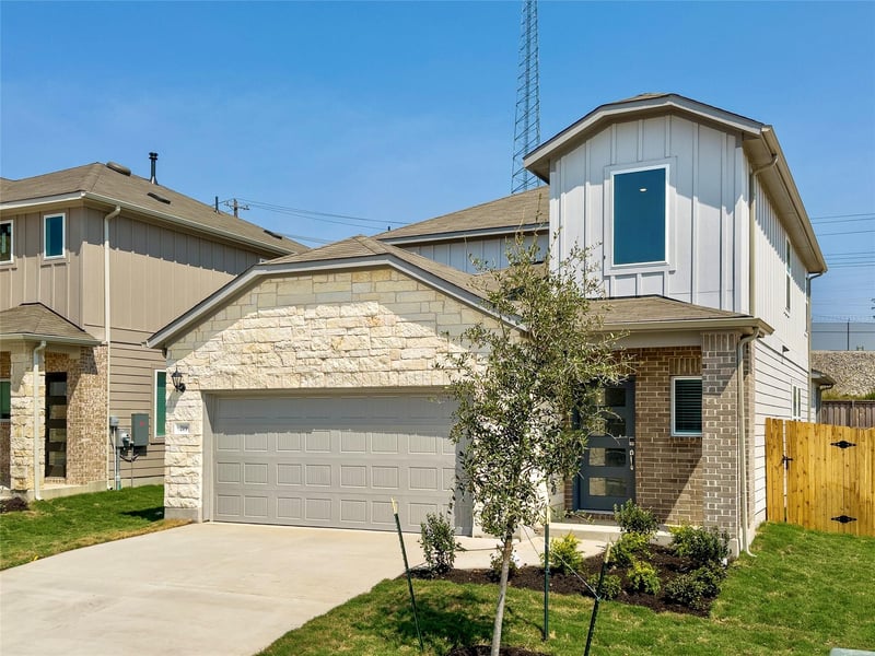 Virtual tour of 219 Mad Pupper DR
