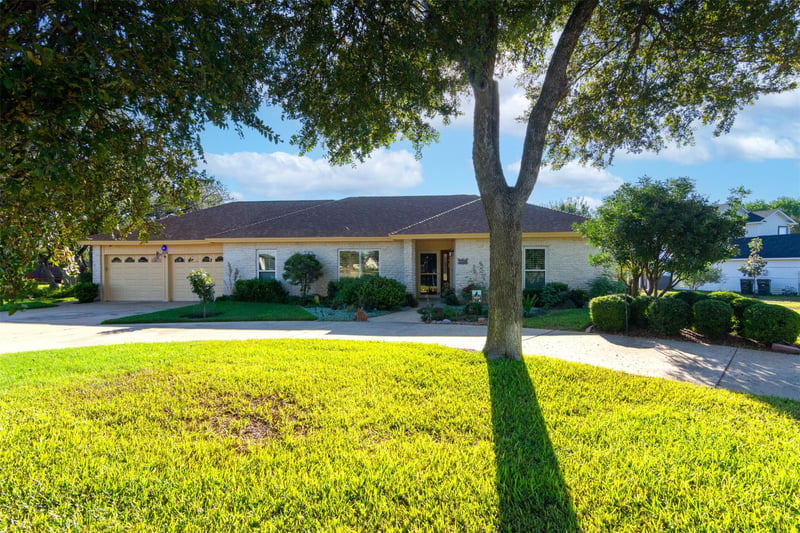Virtual tour of 219 Turtle Bnd