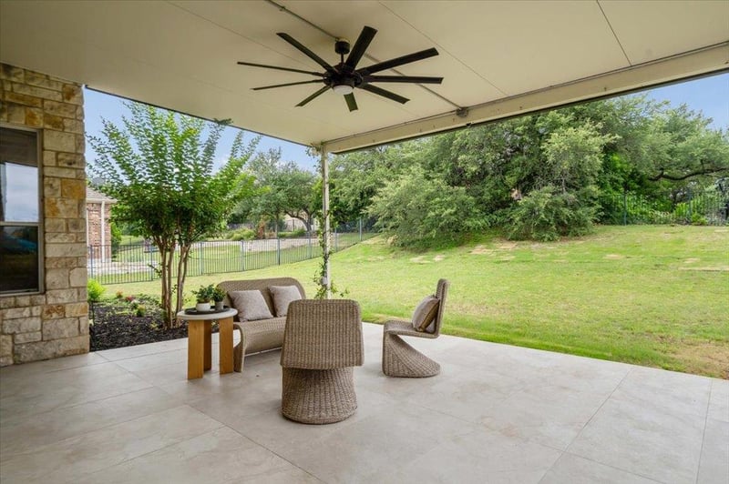 Virtual tour of 219 Varco Dr