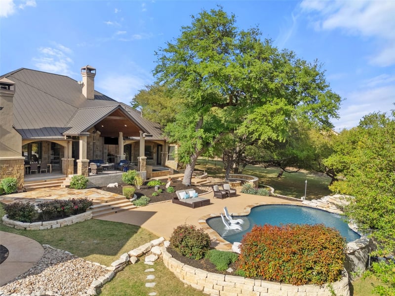 Virtual tour of 220 Escalera PKWY