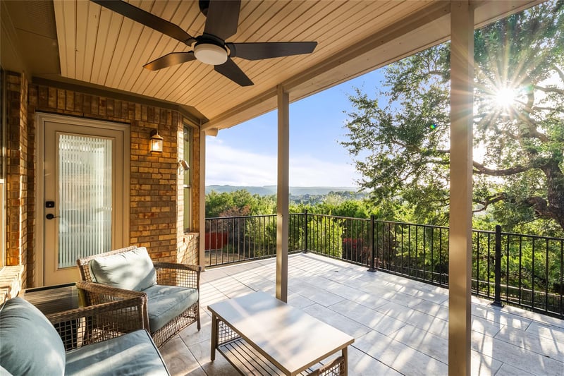 Virtual tour of 220 Mediterra PT