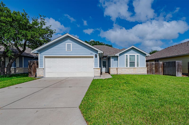 Virtual tour of 220 Sandollar Cir