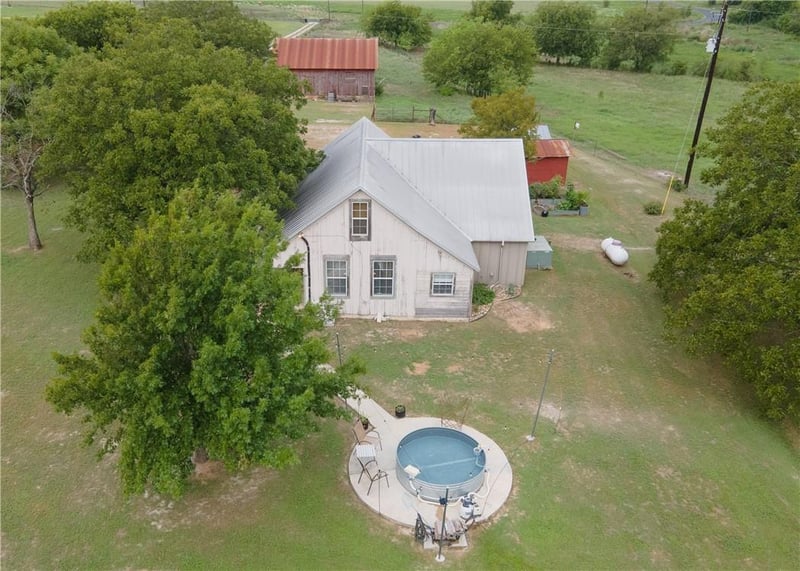 Virtual tour of 2201 County Road 311