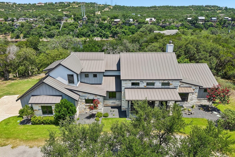 Virtual tour of 2203 Improver RD