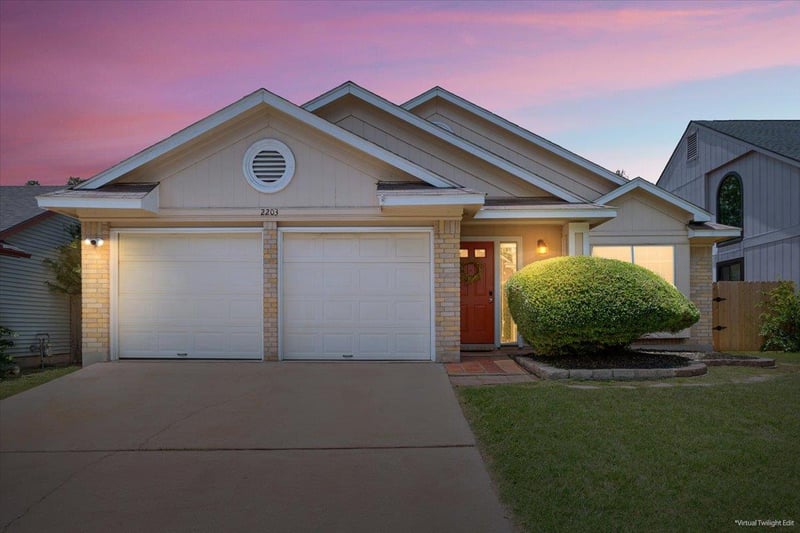 Virtual tour of 2203 Nathan Dr