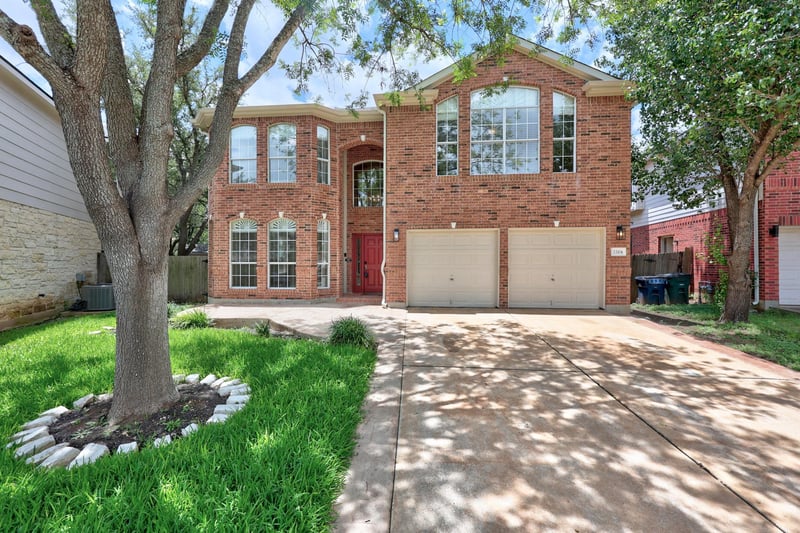 Virtual tour of 2204 Canterbury CV