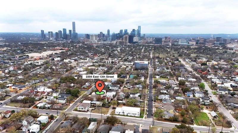 Virtual tour of 2204 E 13th ST Unit #A and B