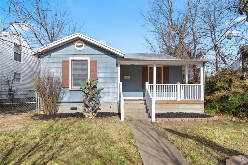 Virtual tour of 2204 Iva LN