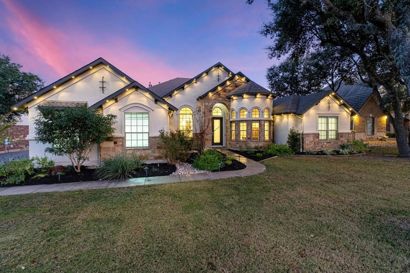 Virtual tour of 2205 Lakehurst Rd
