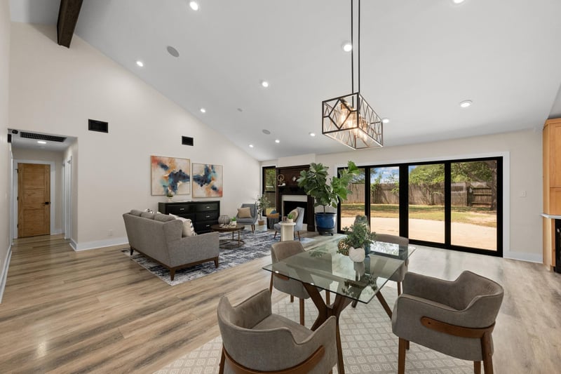Virtual tour of 2205 Monarch DR