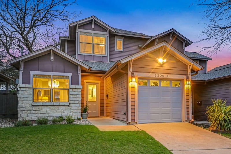Virtual tour of 2206 Schriber St Unit #B