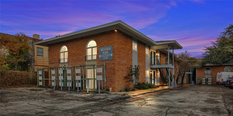 Virtual tour of 2208 Enfield RD Unit #10300
