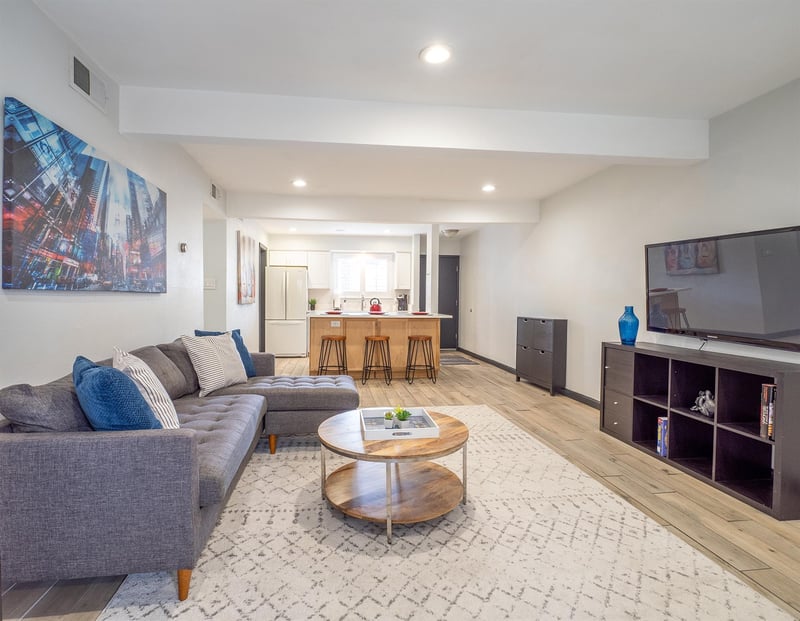 Virtual tour of 2208 Enfield RD Unit #104