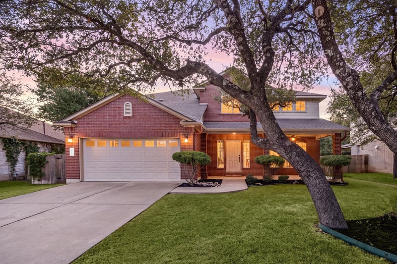 Virtual tour of 2209 Barnett DR