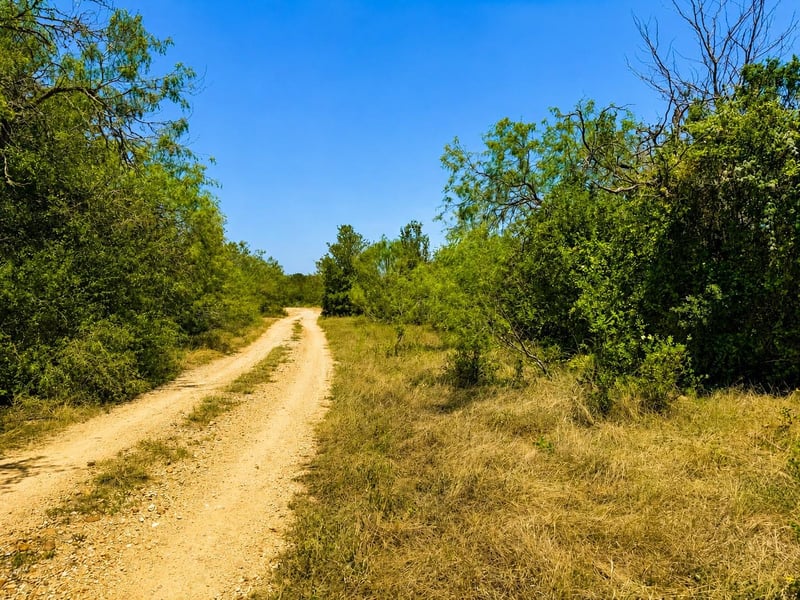 Virtual tour of 221 Fawn Ridge Rd
