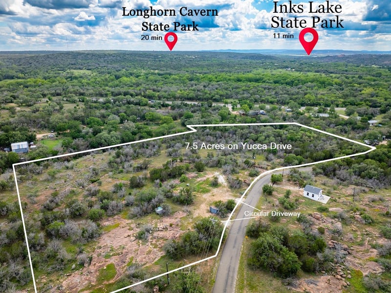 Virtual tour of 221 Yucca and adjoining lot Dr