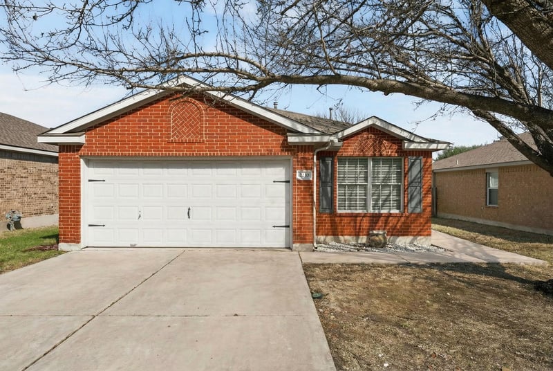 Virtual tour of 2210 John Tee Dr