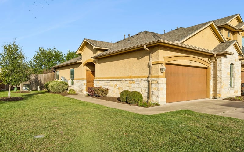 Virtual tour of 2210 Onion Creek PKWY Unit #401