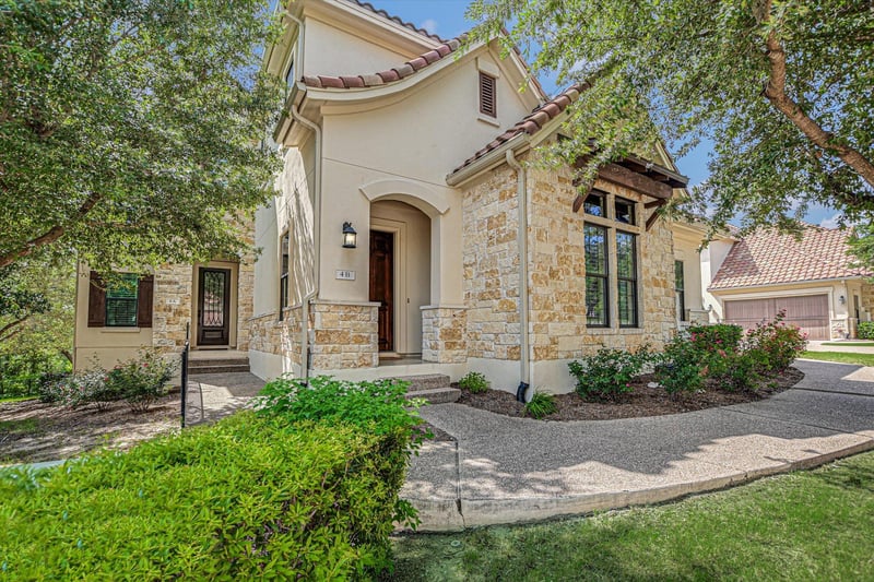 Virtual tour of 2210 University Club DR Unit #4B