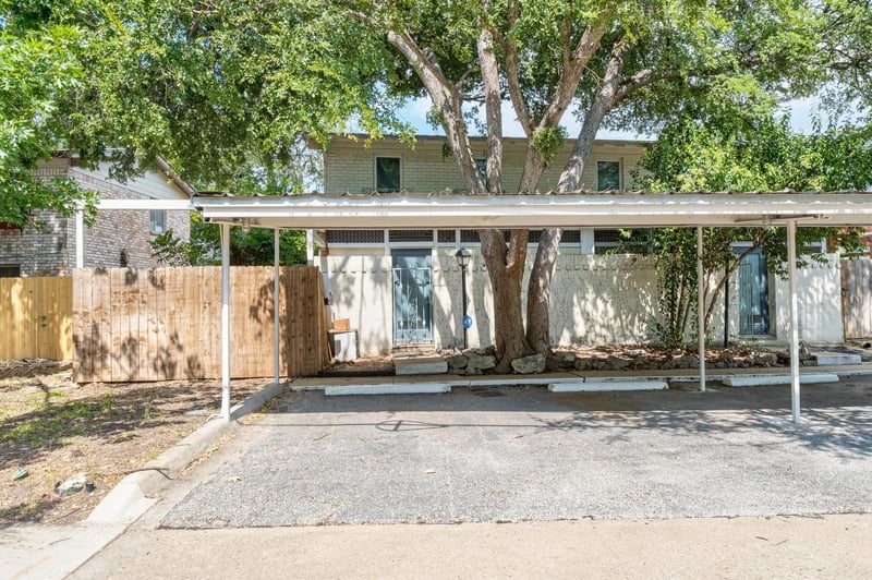 Virtual tour of 2212 Del Curto RD