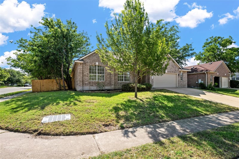Virtual tour of 2212 Speidel DR