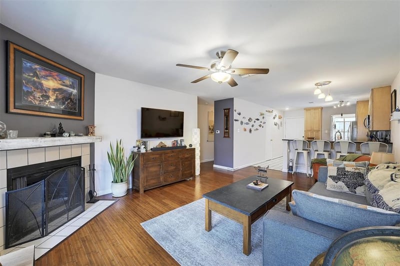 Virtual tour of 2215 Post RD Unit #1106