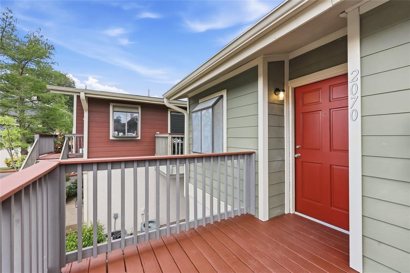 Virtual tour of 2215 Post RD Unit #2070