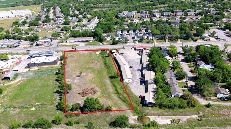 Virtual tour of 2215 W 2nd St W