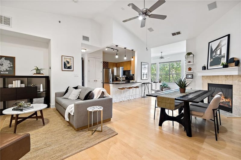 Virtual tour of 2216 Thornton RD Unit #433