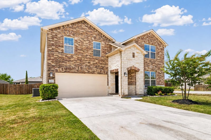 Virtual tour of 223 Quarry Rock Loop