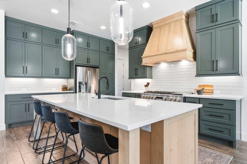 Virtual tour of 224 Berrywood Ln