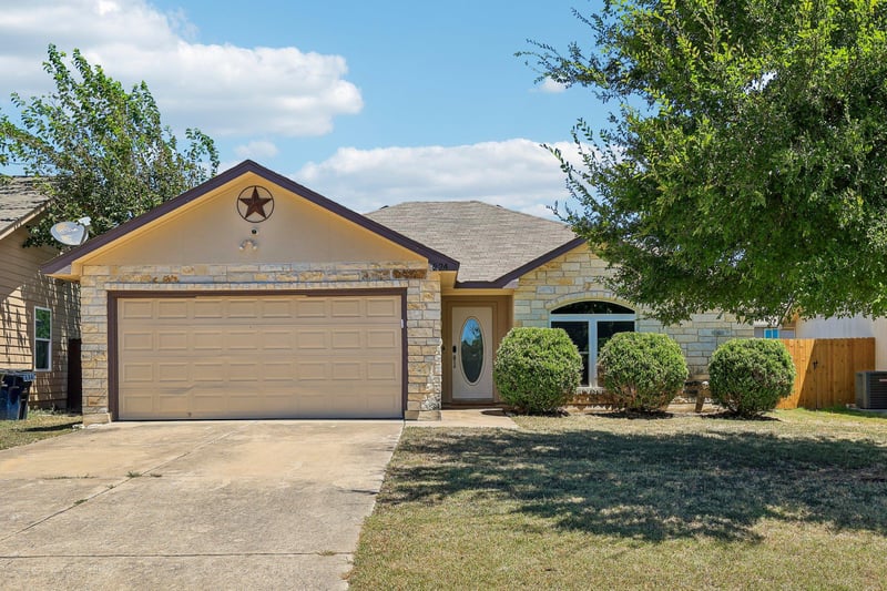 Virtual tour of 224 Copper LN