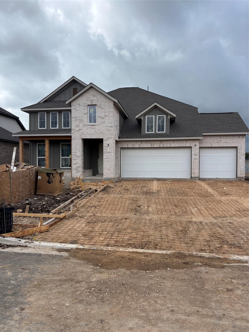 Virtual tour of 224 Pacific Grove CIR
