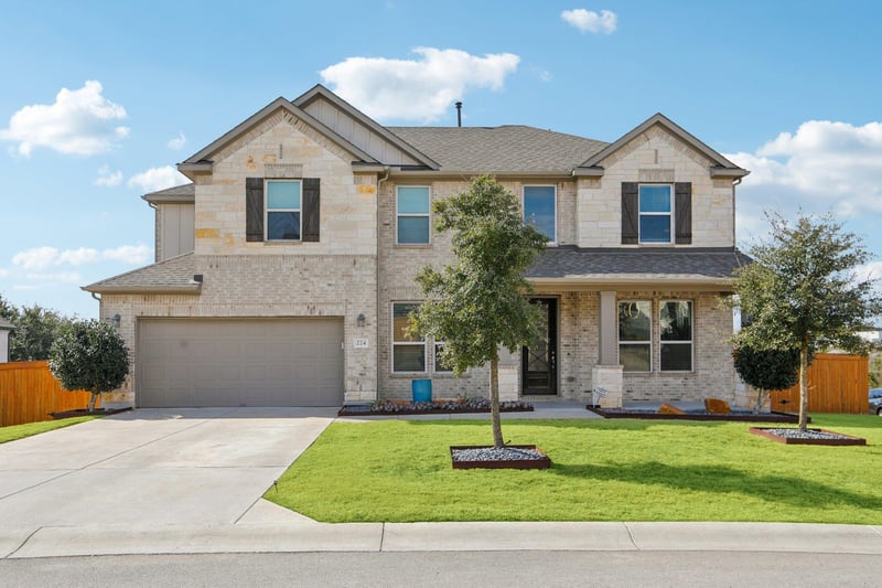 Virtual tour of 224 Rocky Spot Dr