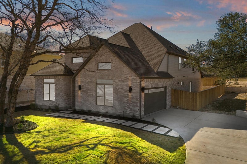 Virtual tour of 2241 Sarabanda ST